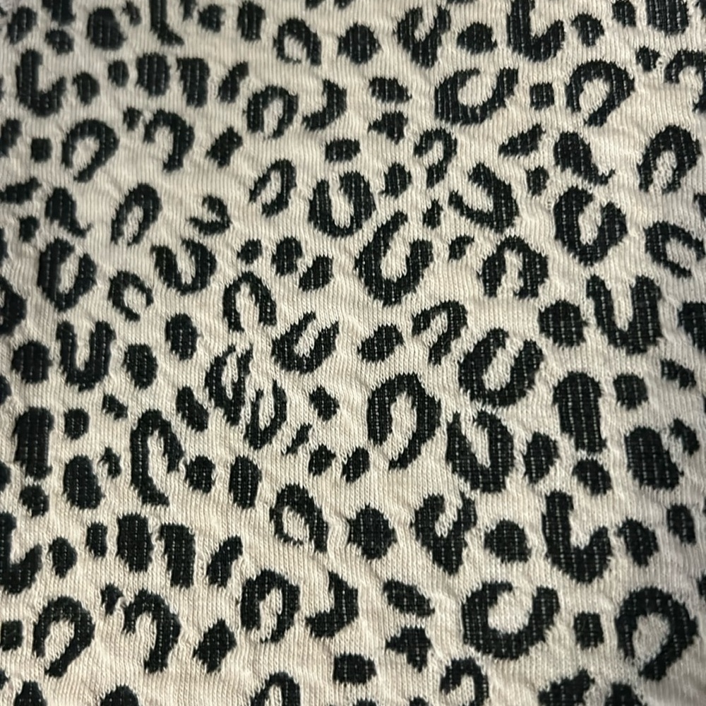 Sanctuary by Theory Leopard Print Medium Length Jacket-Size Small. - Picture 4 of 9